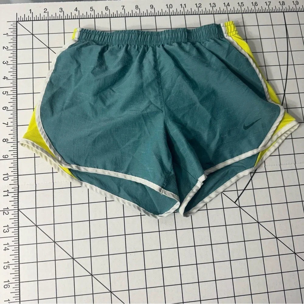 Nike Dri-FIT Kids Teal Neon Yellow Running‎ Tempo Shorts Size Medium M